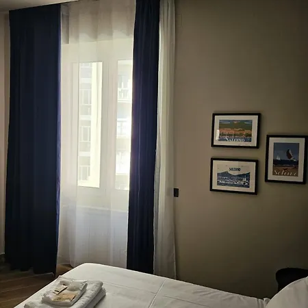 Scalo11 לינה וארוחת בוקר 4*