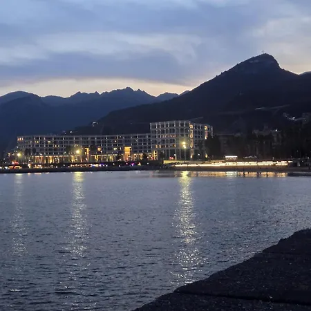 לינה וארוחת בוקר Scalo11